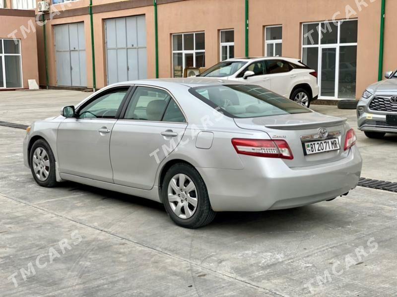 Toyota Camry 2010 - 180 000 TMT - Мары - img 4