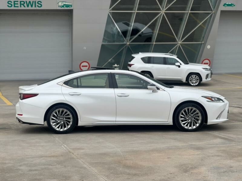 Lexus ES 350 2018 - 710 000 TMT - 11 мкр - img 8