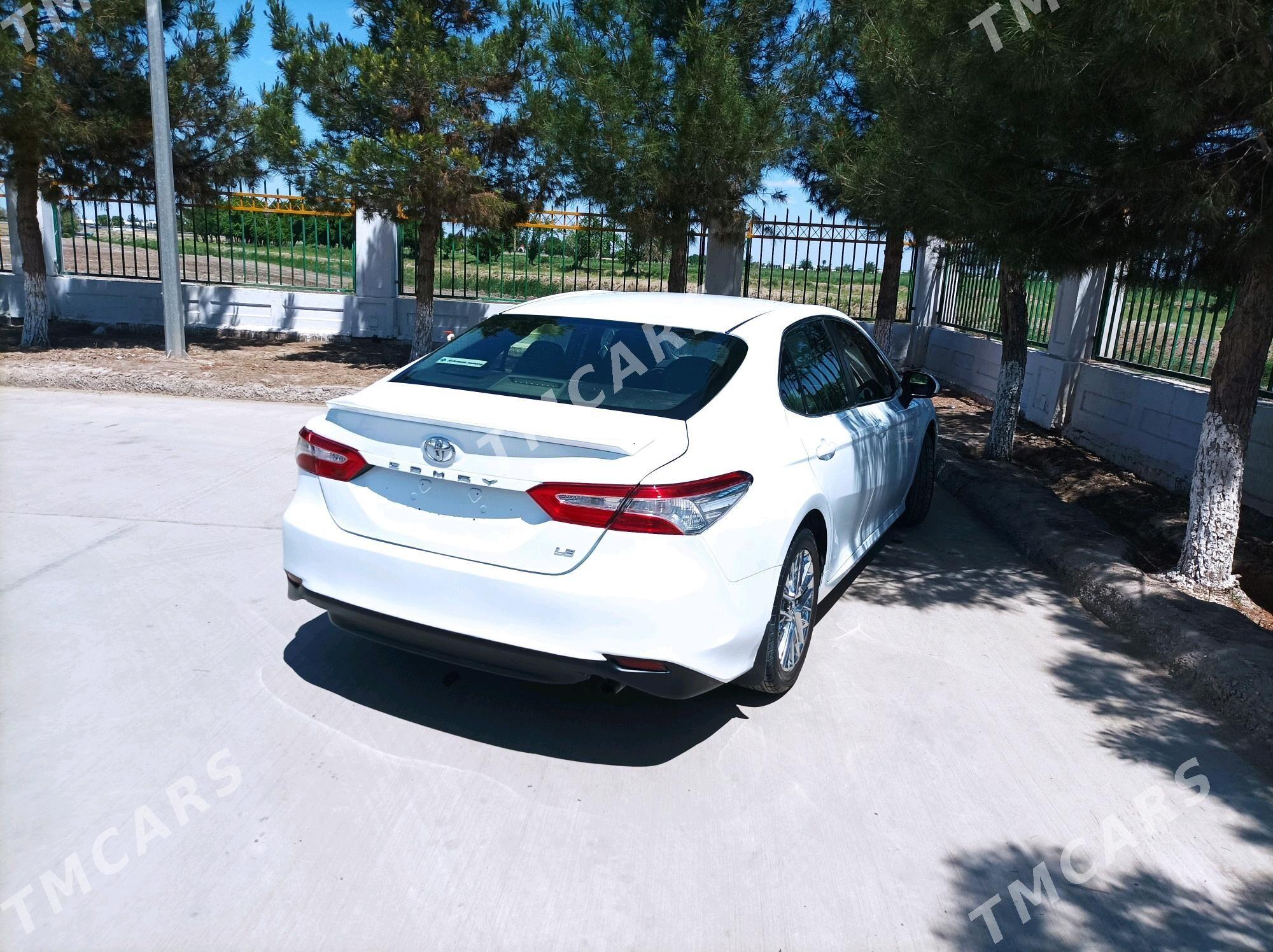 Toyota Camry 2018 - 260 000 TMT - Tagtabazar - img 5