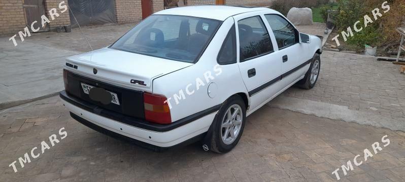 Opel Vectra 1990 - 30 000 TMT - Байрамали - img 3