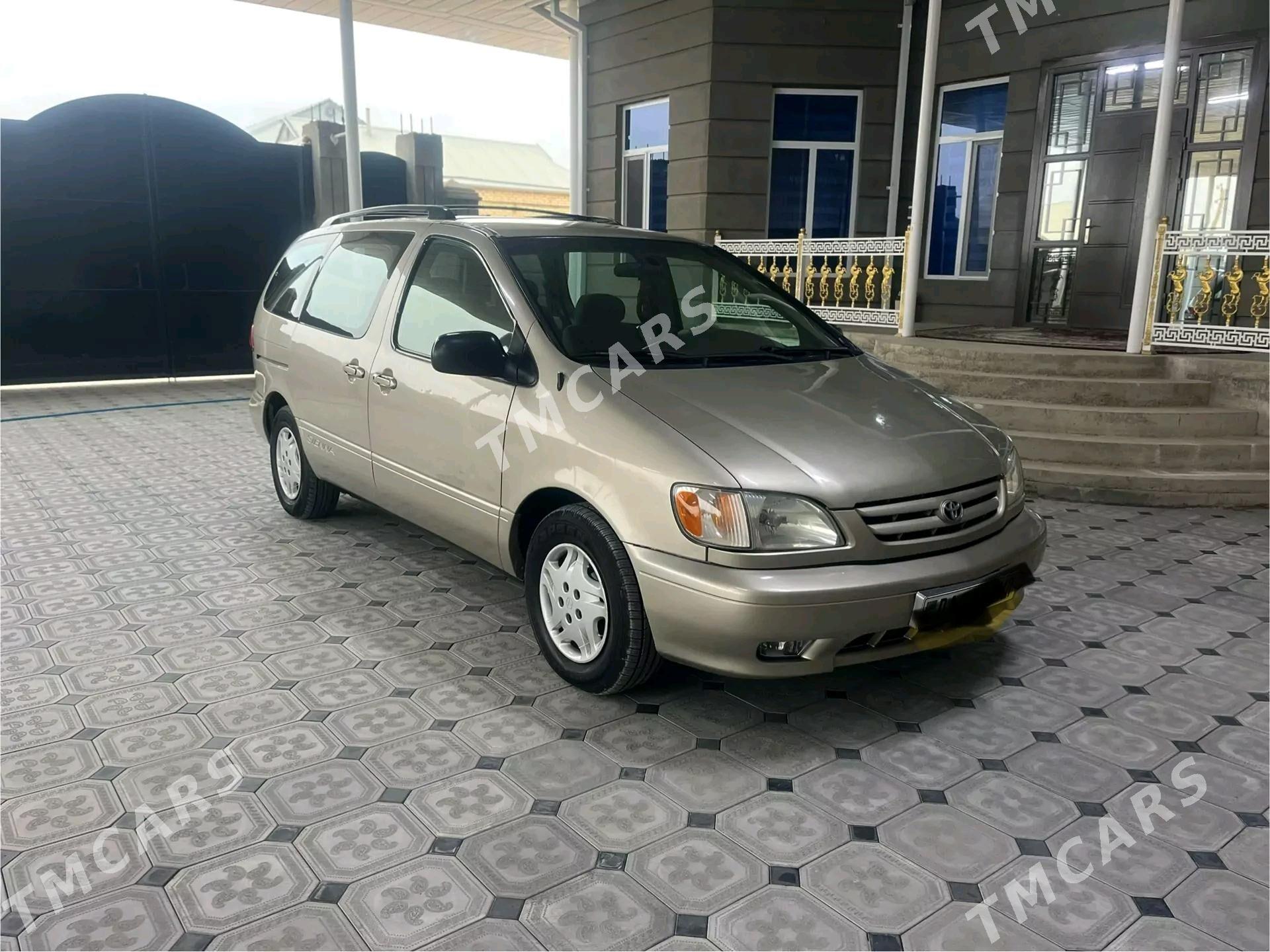 Toyota Sienna 2002 - 152 000 TMT - Мары - img 3