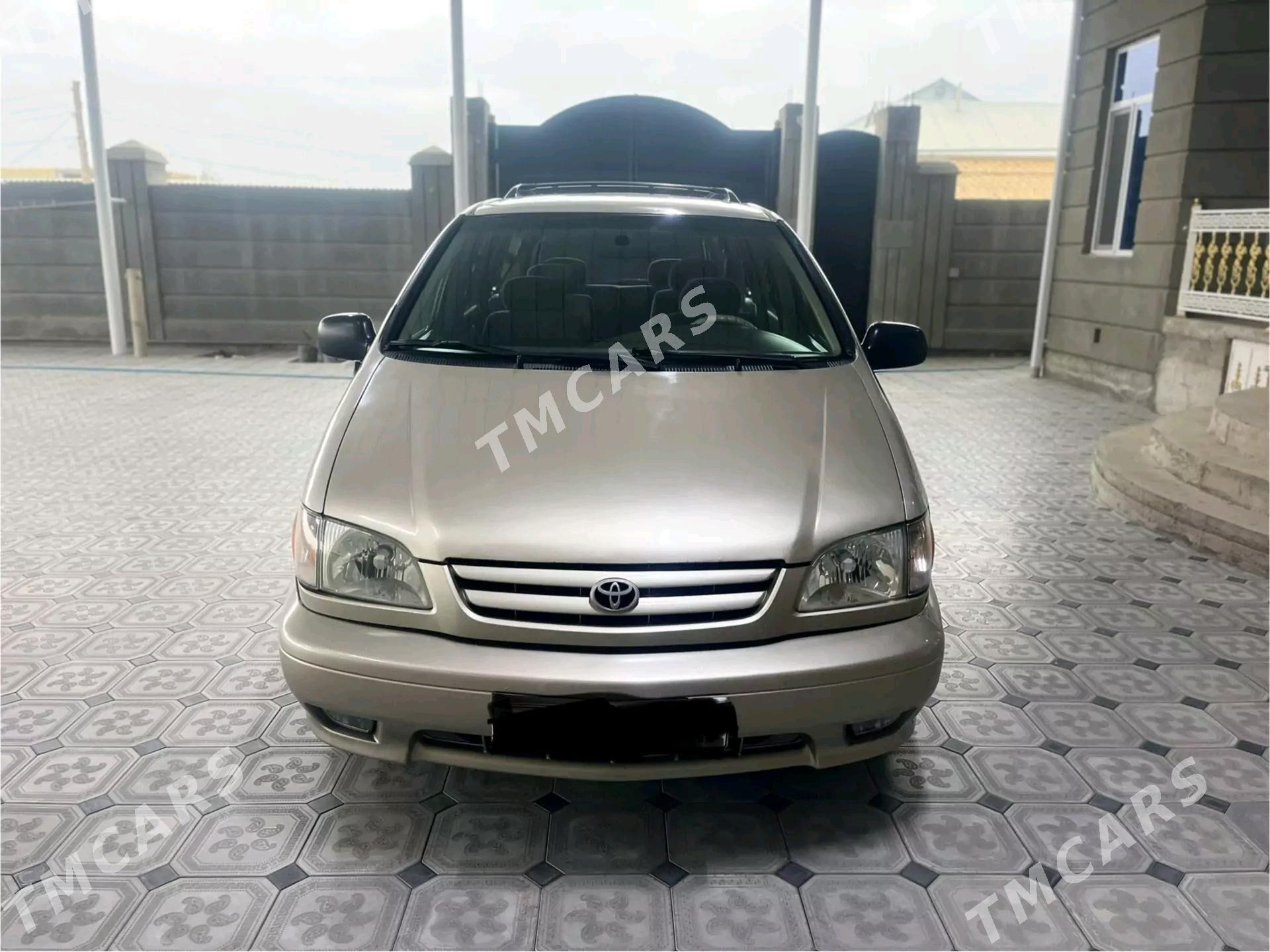 Toyota Sienna 2002 - 152 000 TMT - Мары - img 5