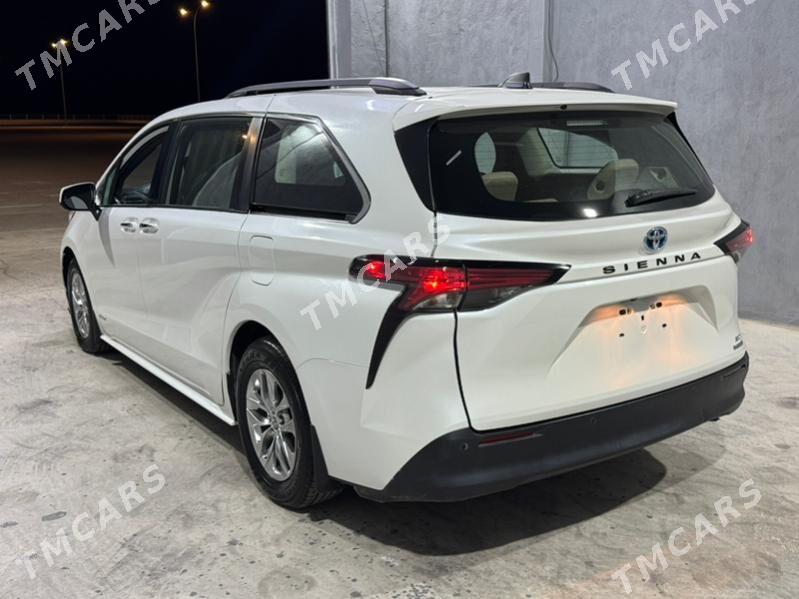 Toyota Sienna 2021 - 675 000 TMT - Aşgabat - img 3