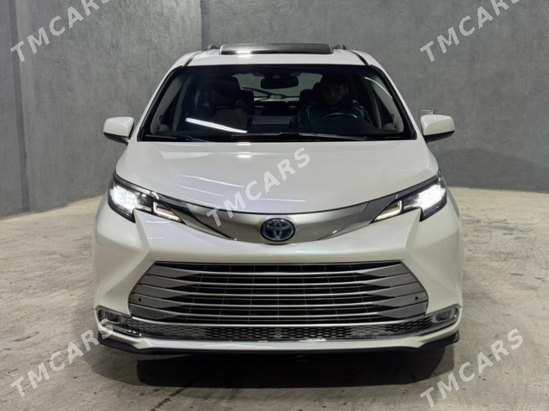 Toyota Sienna 2021 - 675 000 TMT - Ашхабад - img 2