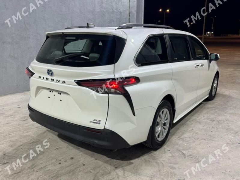 Toyota Sienna 2021 - 675 000 TMT - Ашхабад - img 3