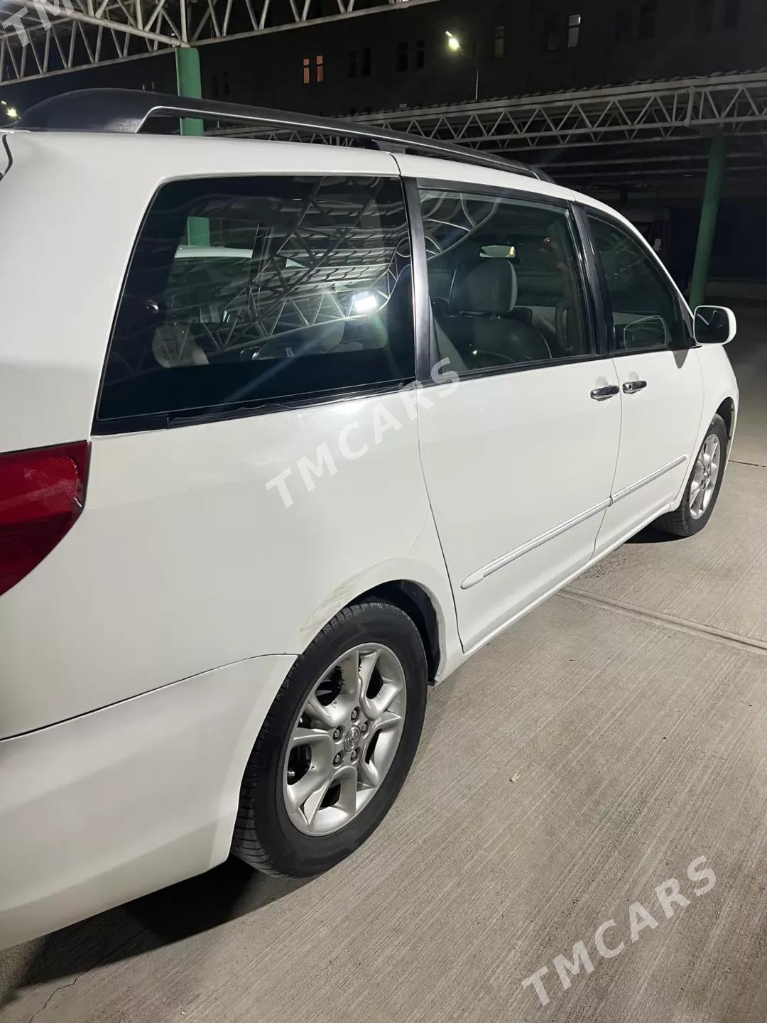 Toyota Sienna 2004 - 190 000 TMT - Ашхабад - img 3