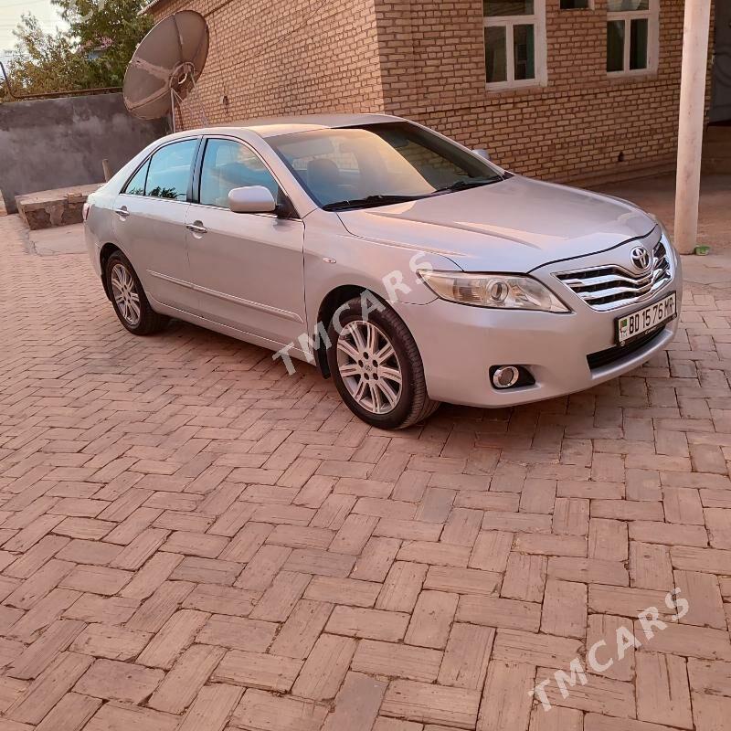 Toyota Camry 2009 - 120 000 TMT - Baýramaly - img 2