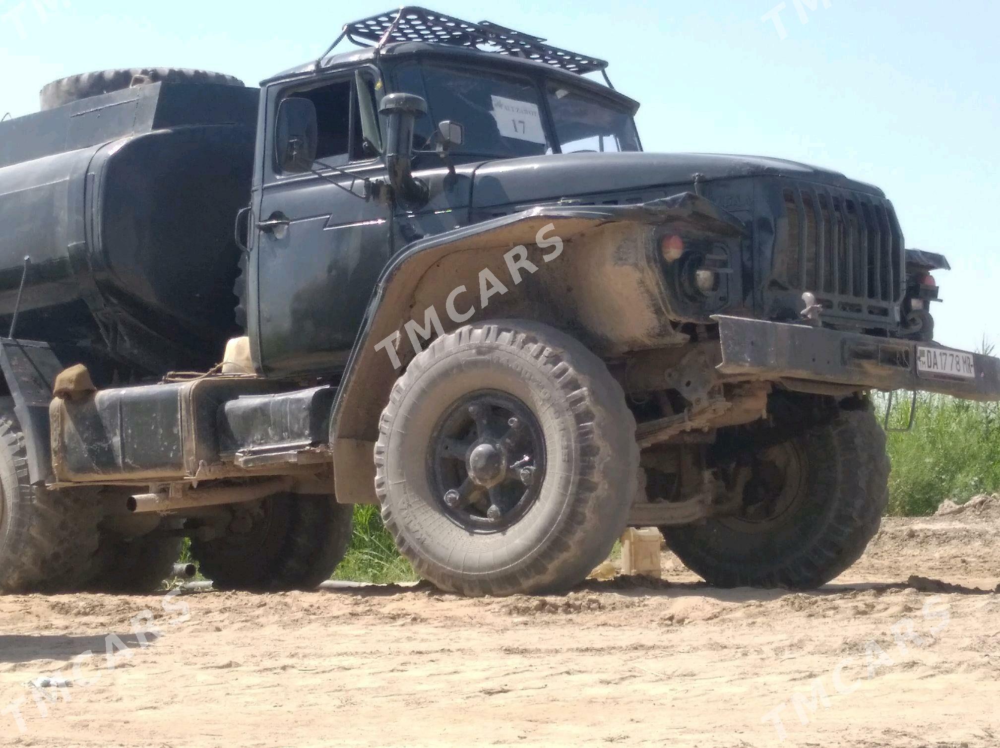 Ural 5557 1987 - 70 000 TMT - Сакарчага - img 3