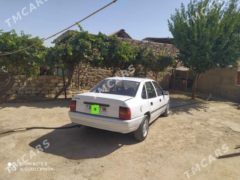 Opel Vectra 1992 - 25 000 TMT - Jebel - img 3