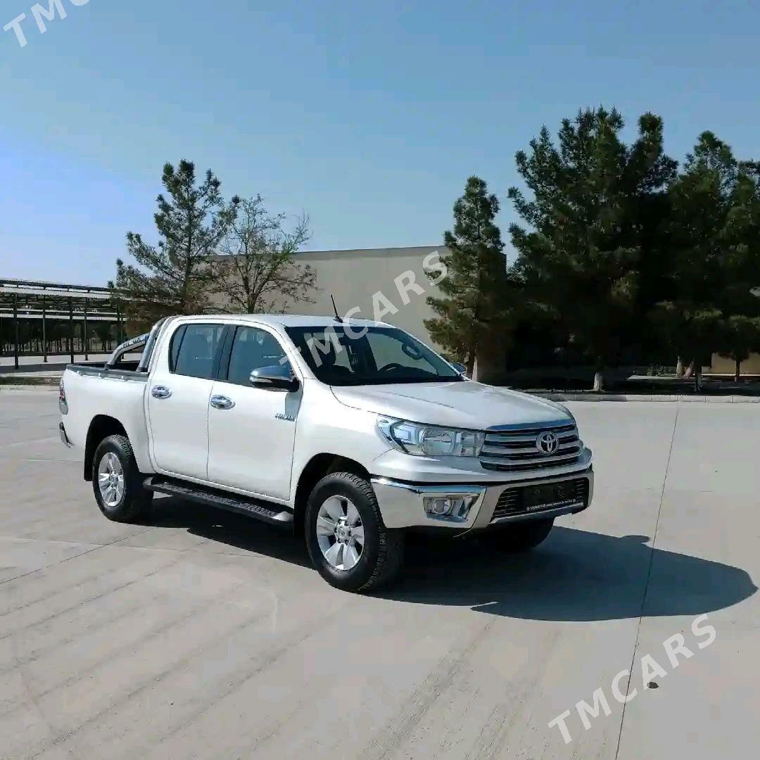 Toyota Hilux 2016 - 424 000 TMT - Гёкдепе - img 4