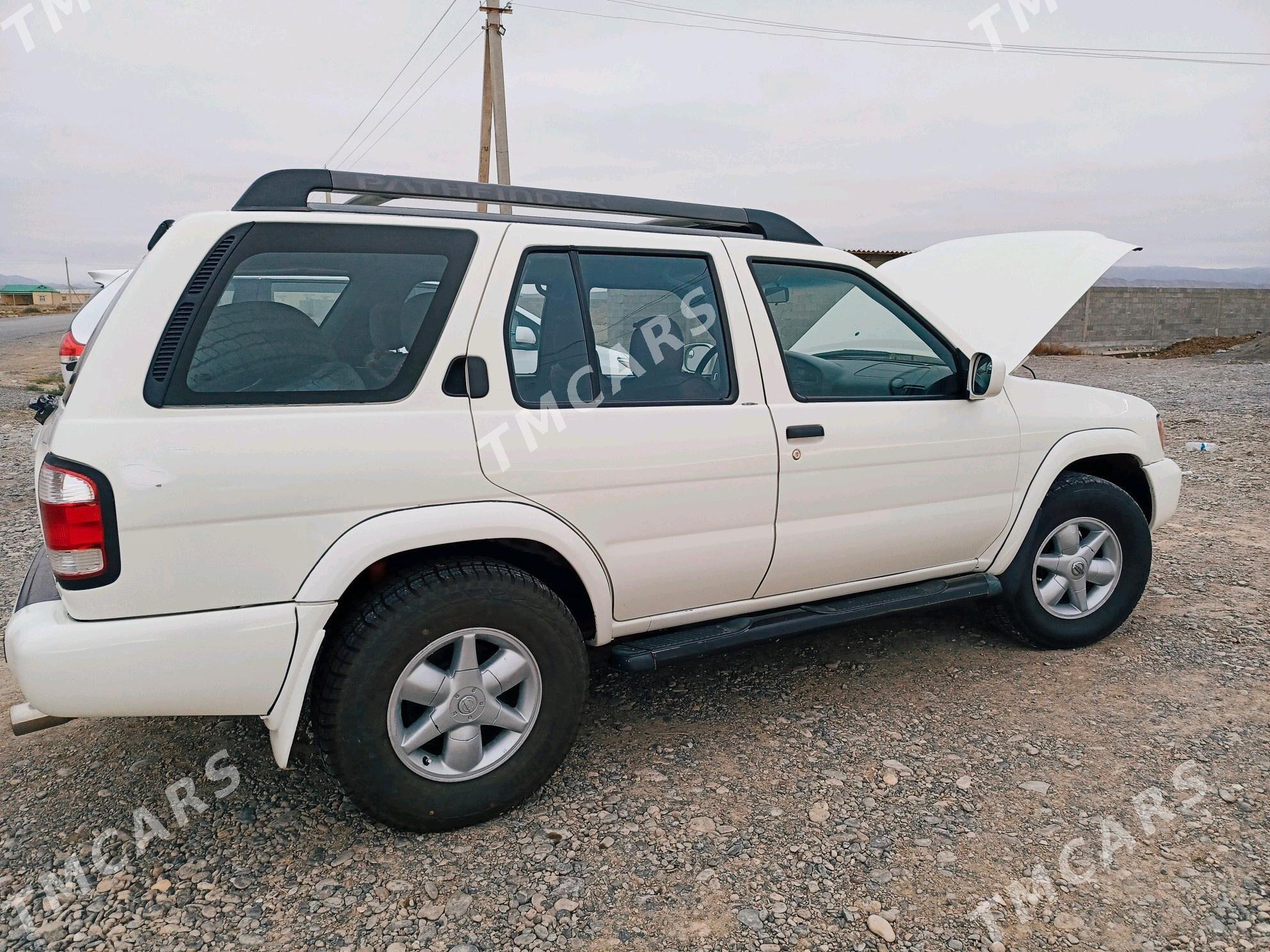 Nissan Pathfinder 2001 - 120 000 TMT - Кака - img 5