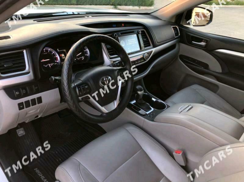 Toyota Highlander 2017 - 420 000 TMT - Türkmenabat - img 2