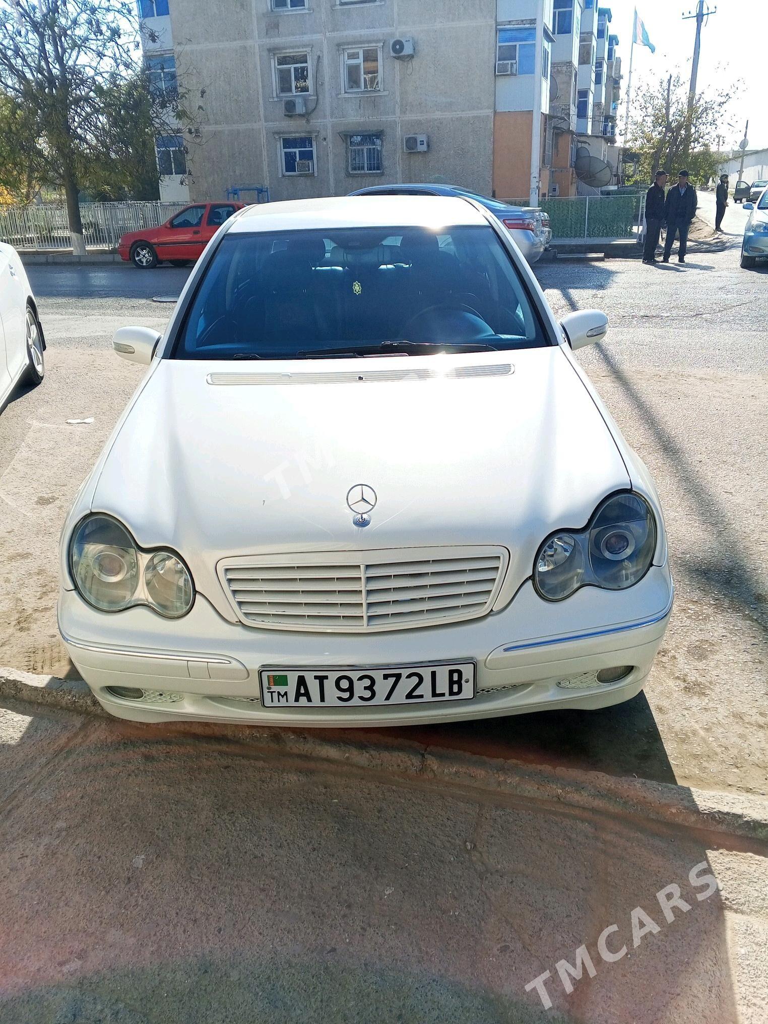 Mercedes-Benz C-Class 2000 - 105 000 TMT - Türkmenabat - img 2