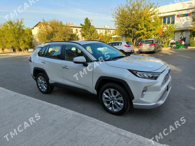 Toyota RAV4 2021 - 350 000 TMT - Ашхабад - img 4