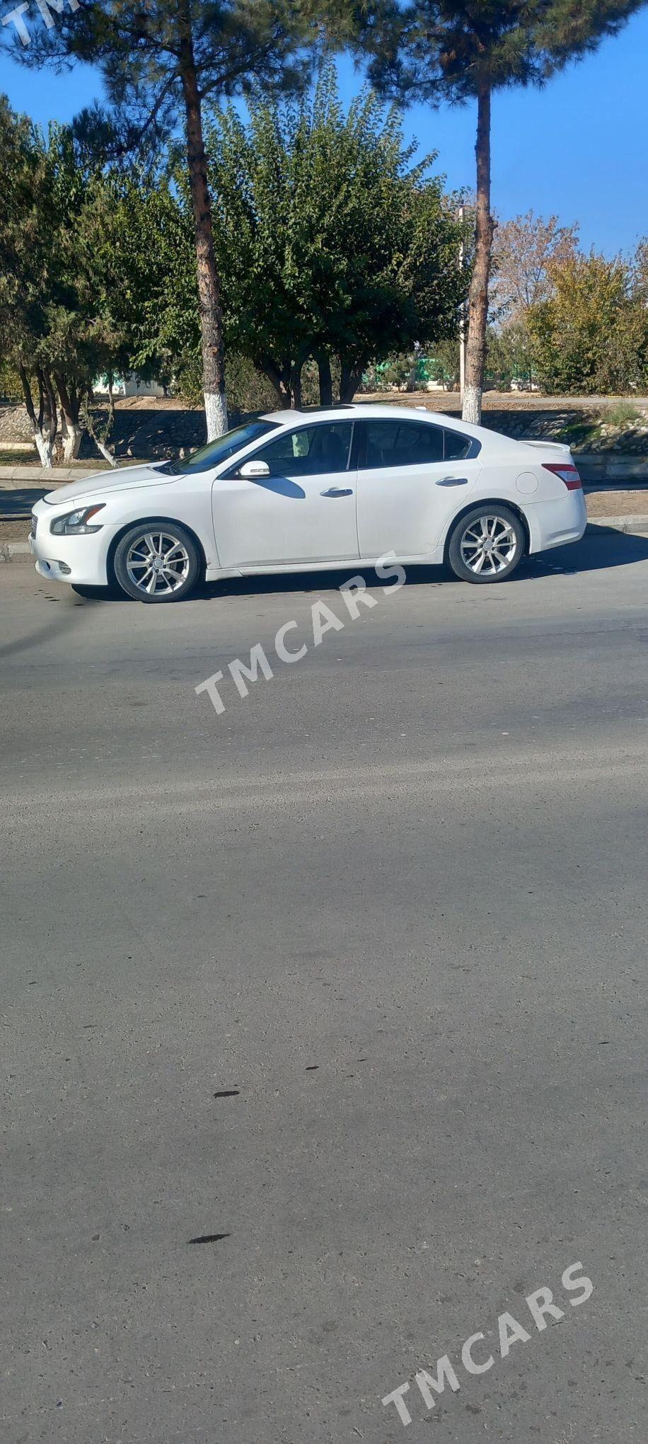 Nissan Maxima 2010 - 140 000 TMT - Ак-Бугдайский этрап - img 4