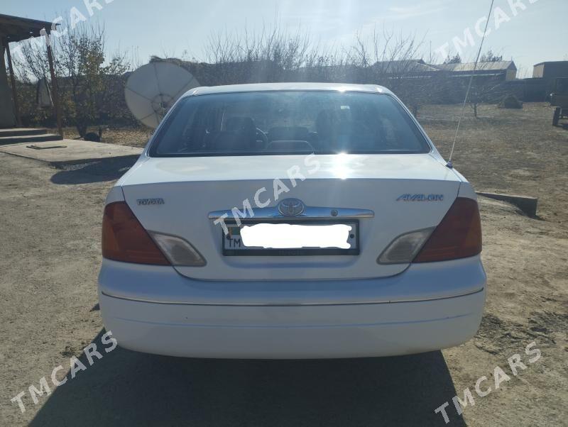 Toyota Avalon 2001 - 135 000 TMT - Акдепе - img 3