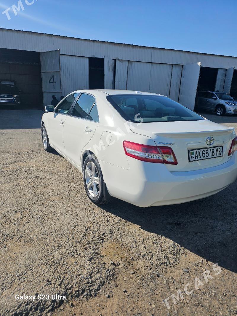 Toyota Camry 2010 - 175 000 TMT - Мары - img 5