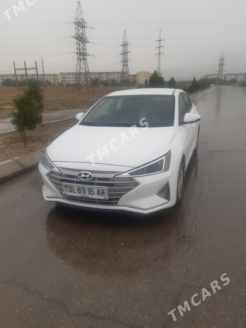 Hyundai Elantra 2019 - 200 000 TMT - Гёкдепе - img 5