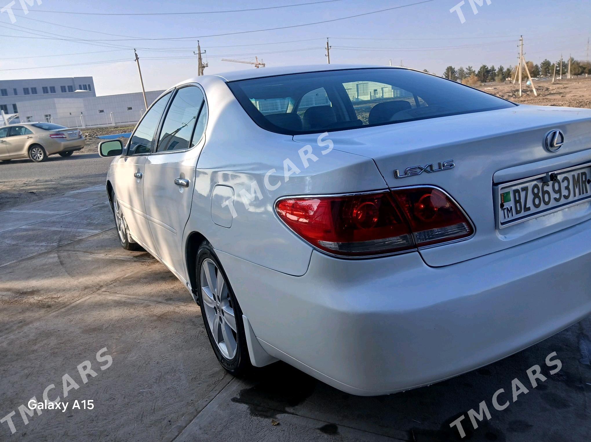 Lexus ES 330 2004 - 165 000 TMT - Mary - img 4