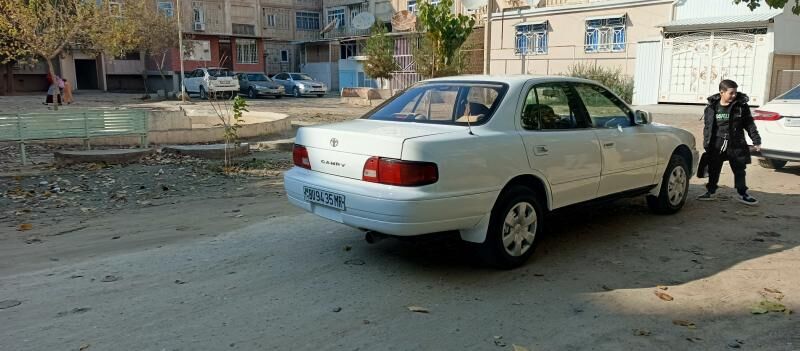 Toyota Camry 1994 - 65 000 TMT - Мары - img 8