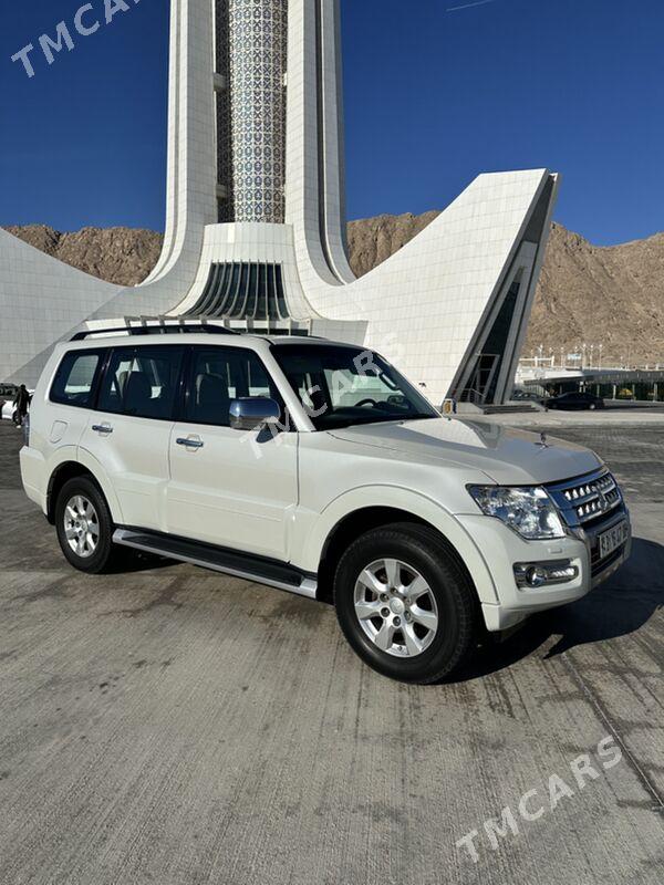 Mitsubishi Pajero 2015 - 300 000 TMT - Türkmenbaşy - img 3