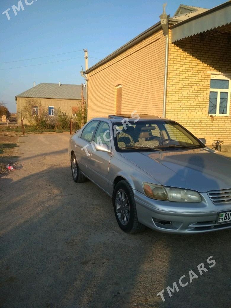 Toyota Camry 1999 - 110 000 TMT - Sakarçäge - img 2