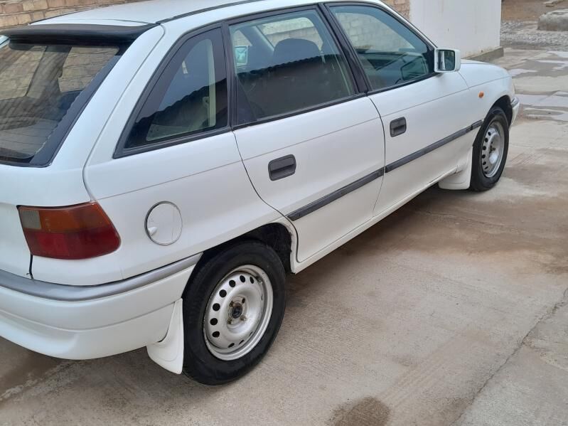 Opel Astra 1995 - 34 000 TMT - Теджен - img 2