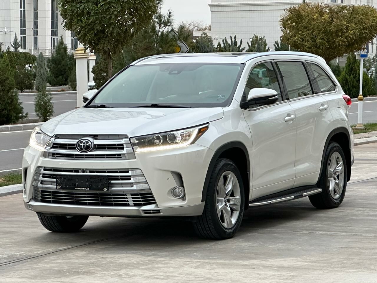 Toyota Highlander 2018 - 610 000 TMT - Aşgabat - img 3