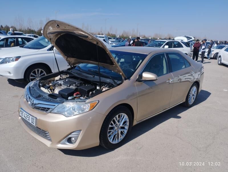 Toyota Camry Hybrid 2012 - 195 000 TMT - Дашогуз - img 2