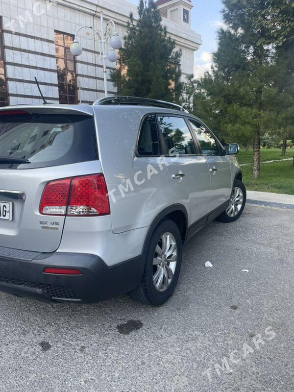 Kia Sorento 2011 - 190 000 TMT - Ашхабад - img 2