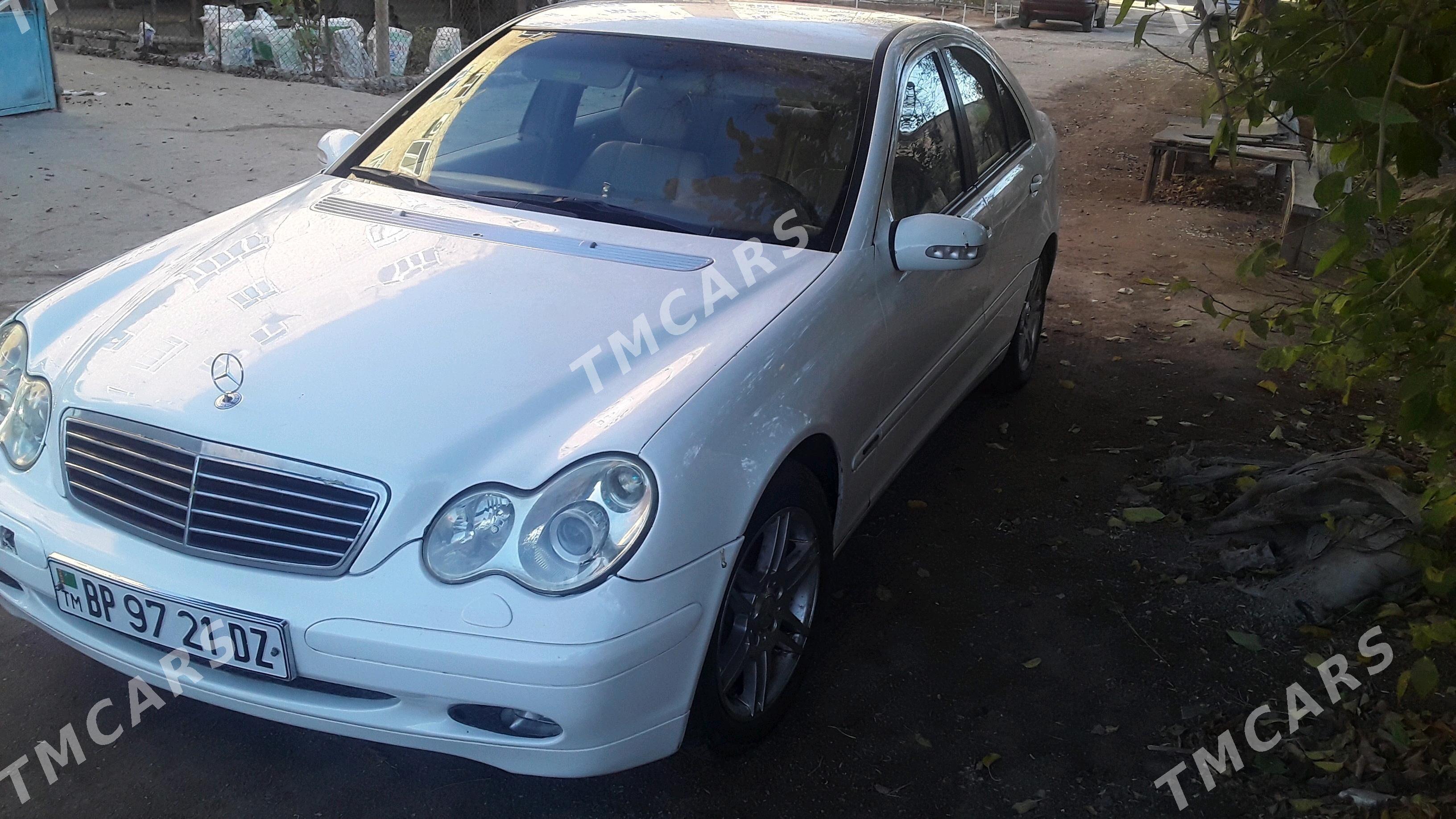 Mercedes-Benz C-Class 2003 - 75 000 TMT - Дашогуз - img 3