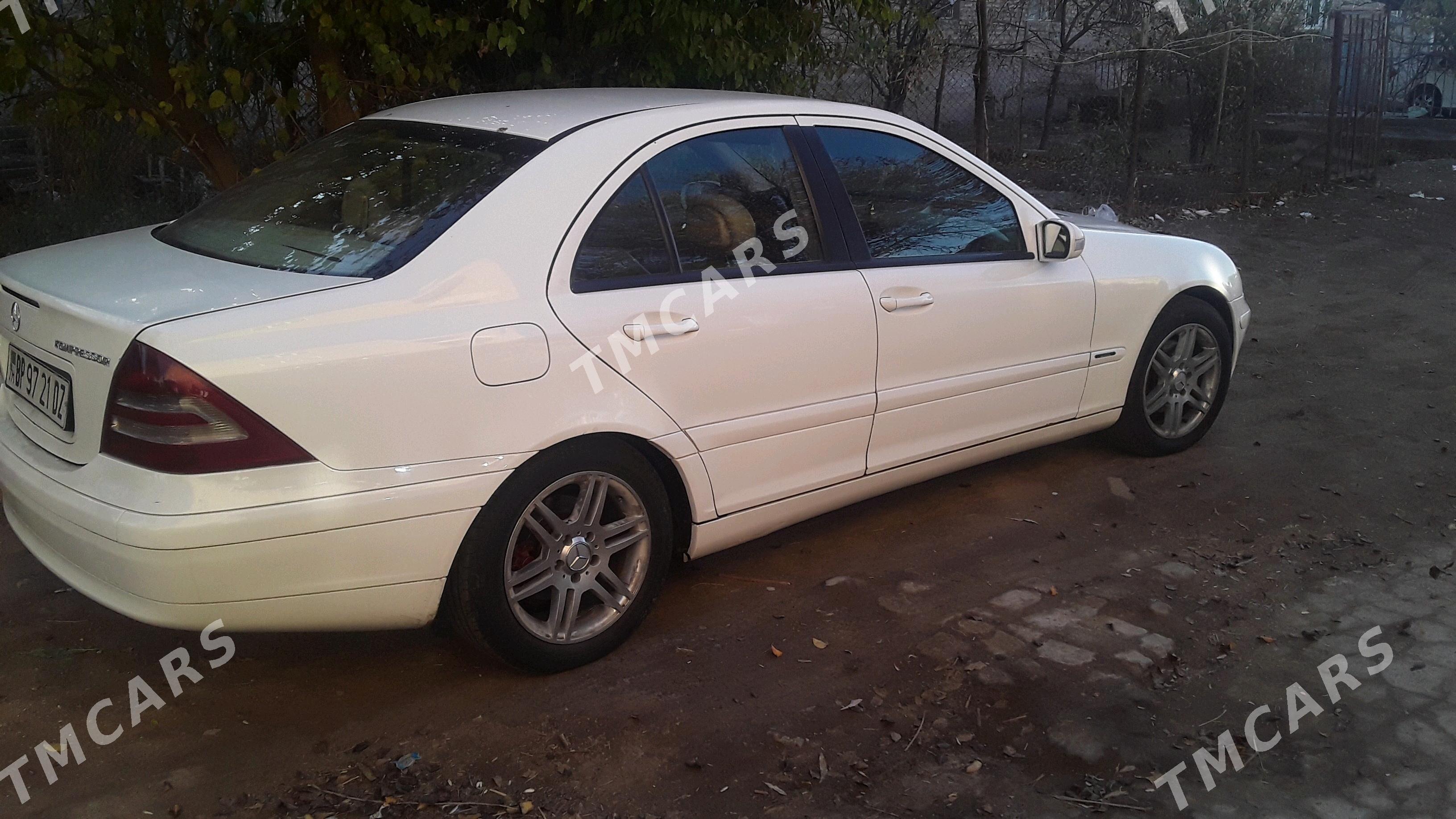 Mercedes-Benz C-Class 2003 - 75 000 TMT - Дашогуз - img 5