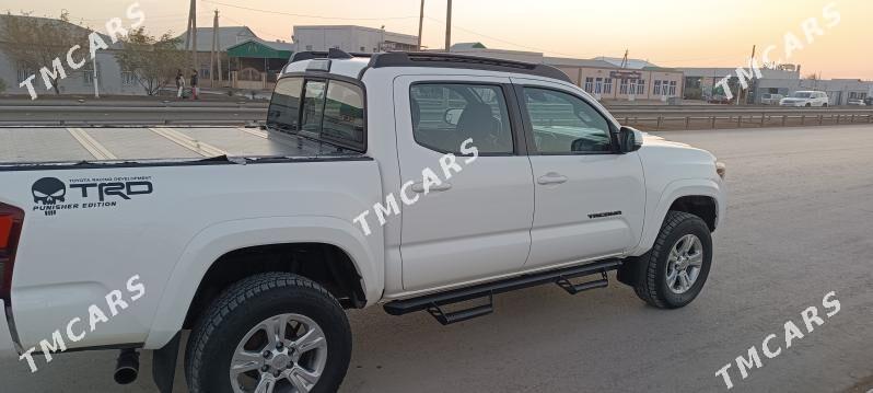 Toyota Tacoma 2019 - 440 000 TMT - Мары - img 3