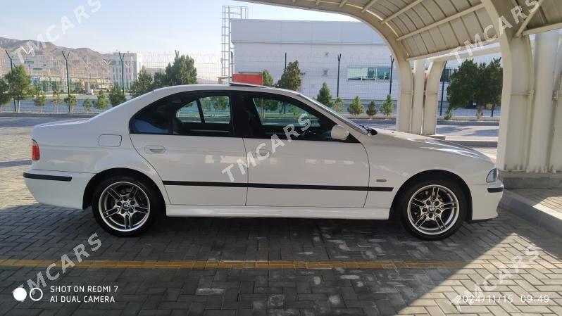 BMW E39 2001 - 130 000 TMT - Türkmenbaşy - img 3