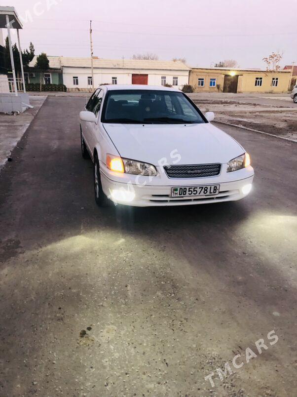 Toyota Camry 2000 - 130 000 TMT - Дянев - img 9