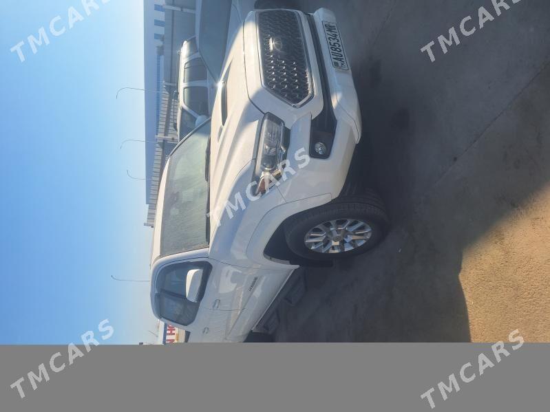 Toyota Tacoma 2019 - 450 000 TMT - Мары - img 2