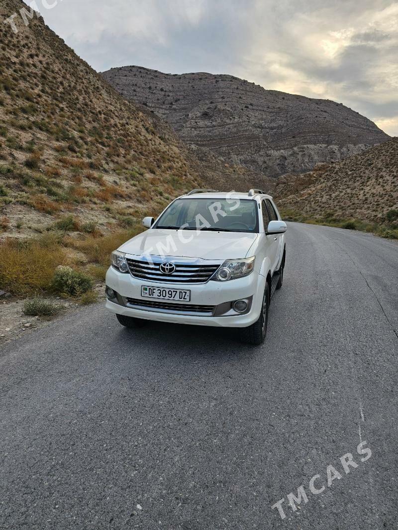 Toyota Fortuner 2013 - 350 000 TMT - Daşoguz - img 2