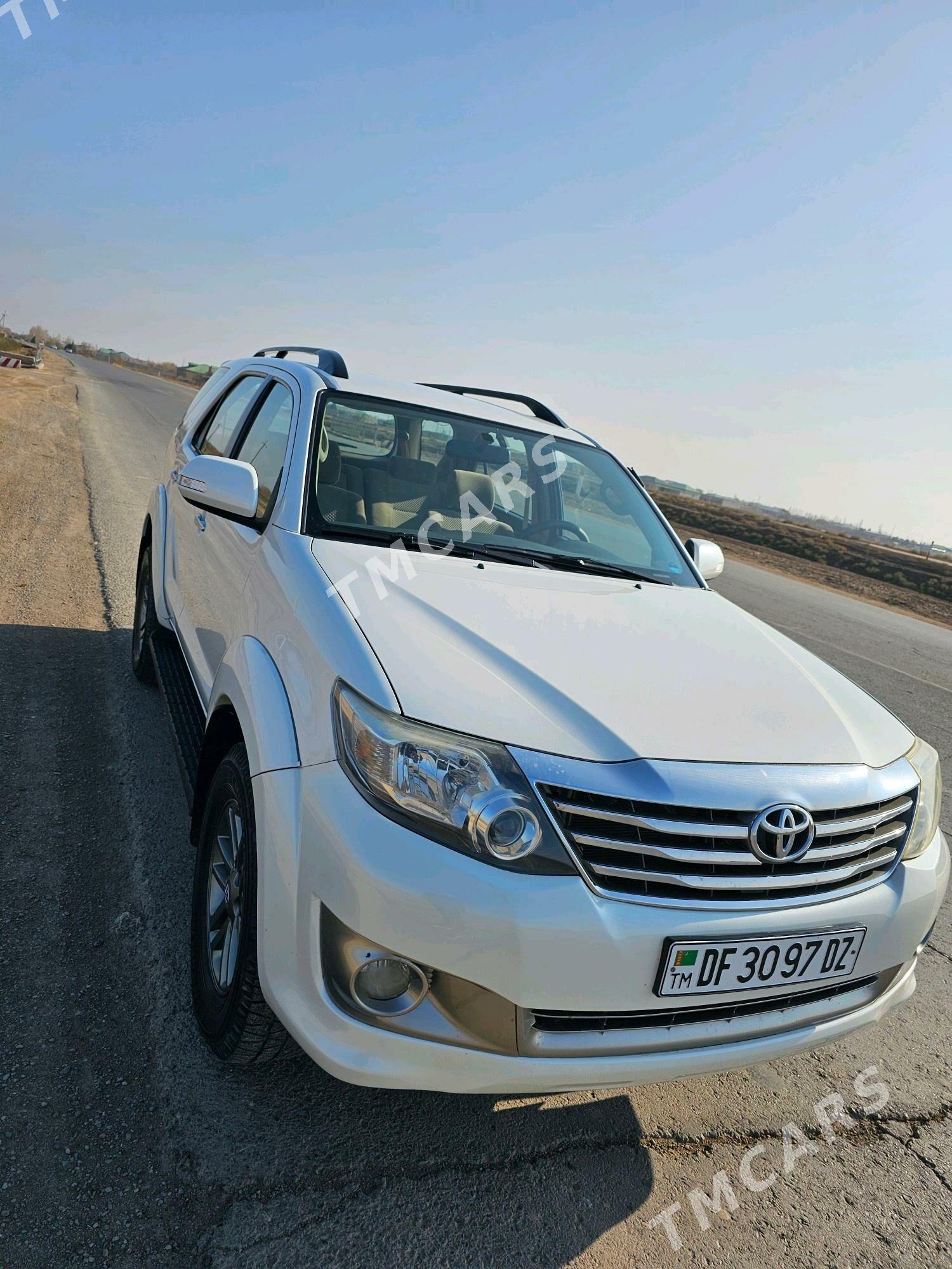 Toyota Fortuner 2013 - 350 000 TMT - Daşoguz - img 3