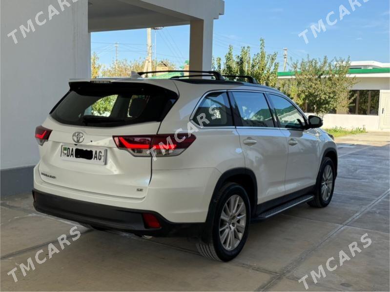 Toyota Highlander 2019 - 440 000 TMT - Ашхабад - img 4