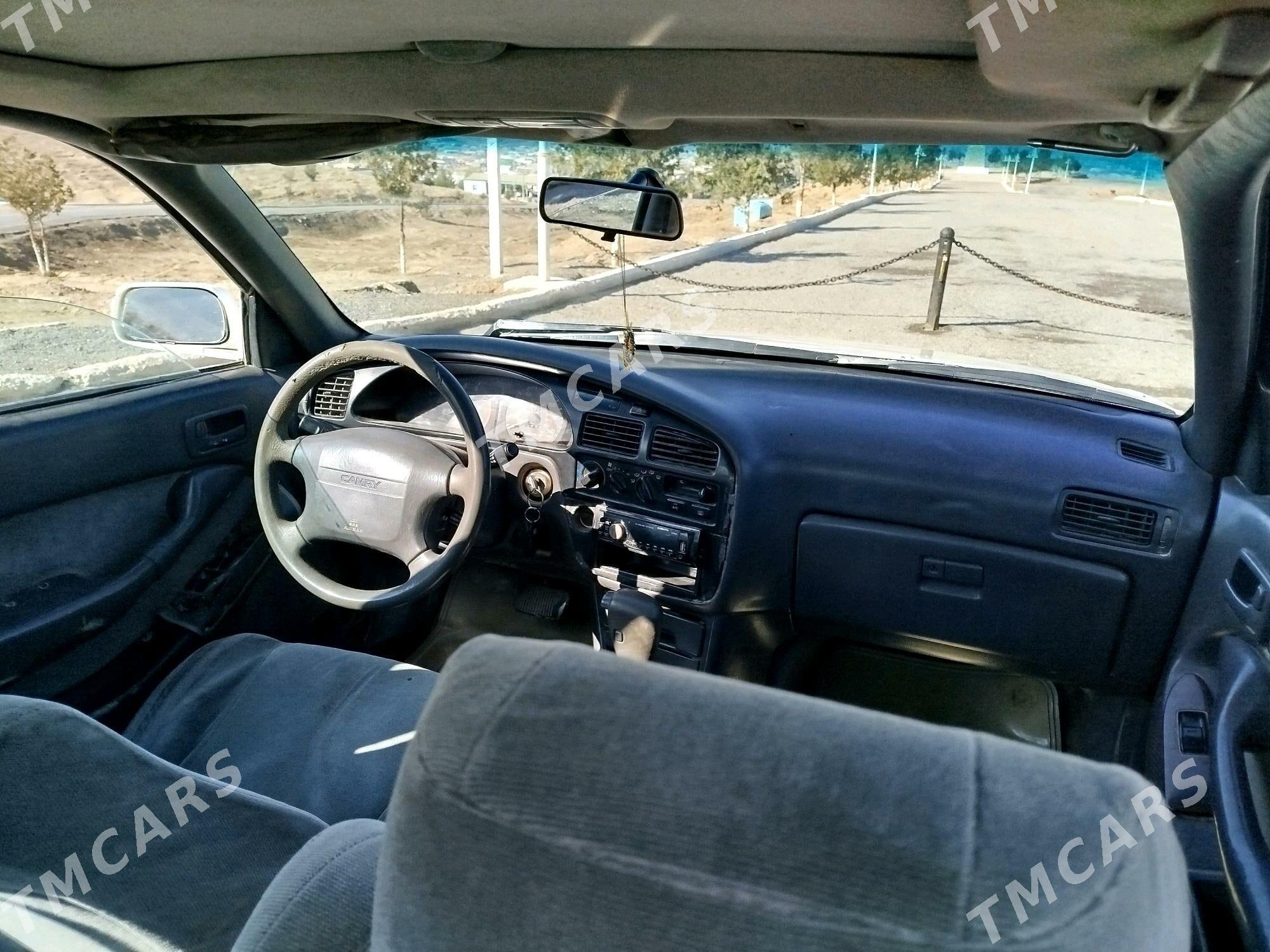 Toyota Camry 1994 - 65 000 TMT - Магданлы - img 2