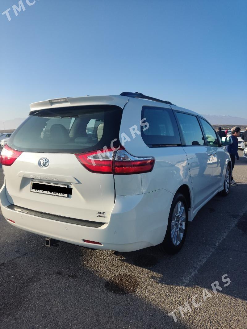 Toyota Sienna 2018 - 400 000 TMT - Ашхабад - img 5