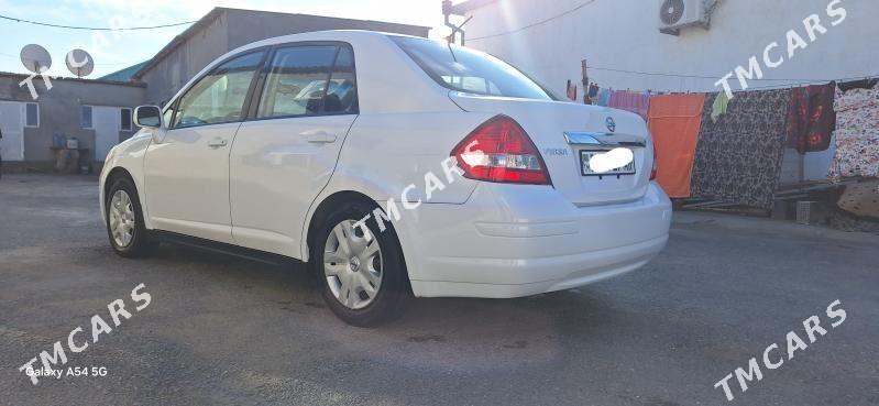 Nissan Versa 2010 - 105 000 TMT - Анев - img 4