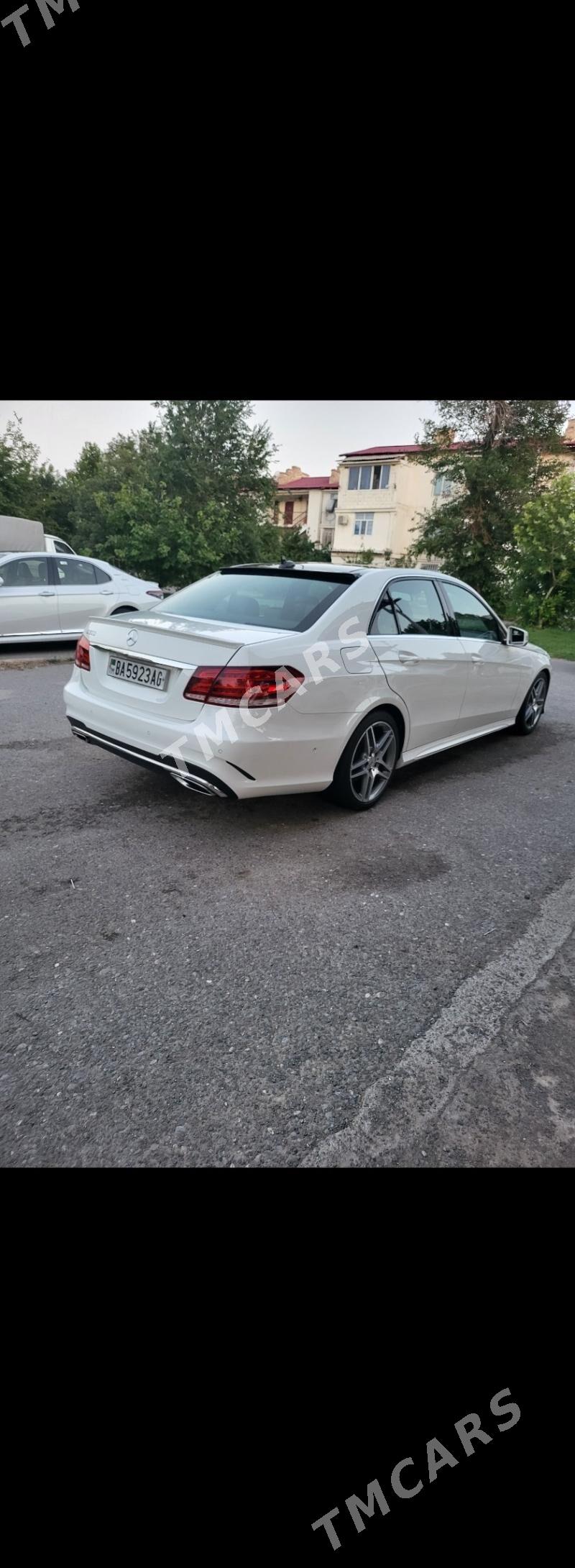 Mercedes-Benz E300 2014 - 341 250 TMT - 30 мкр - img 2