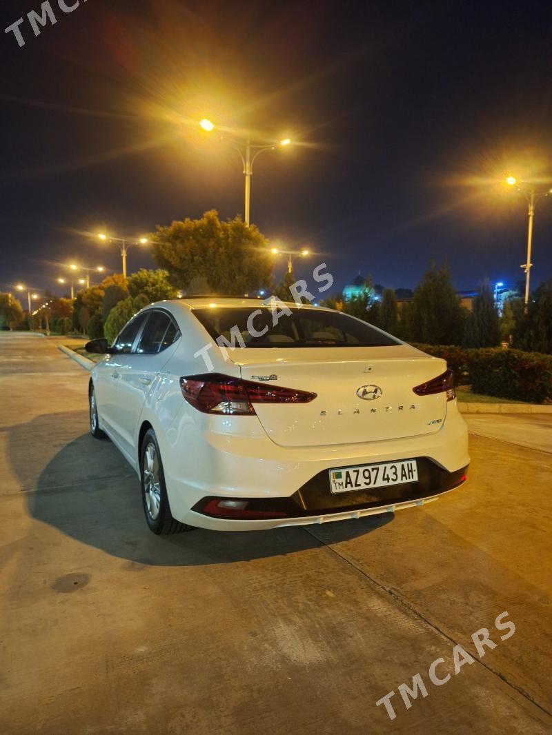 Hyundai Elantra 2020 - 205 000 TMT - Parahat 8 - img 5