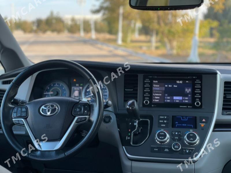 Toyota Sienna 2019 - 480 000 TMT - Balkanabat - img 4