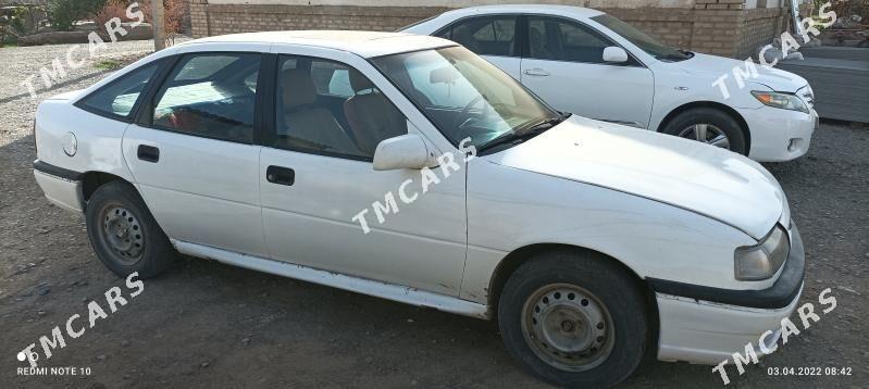 Opel Vectra 1993 - 18 000 TMT - Сакарчага - img 3