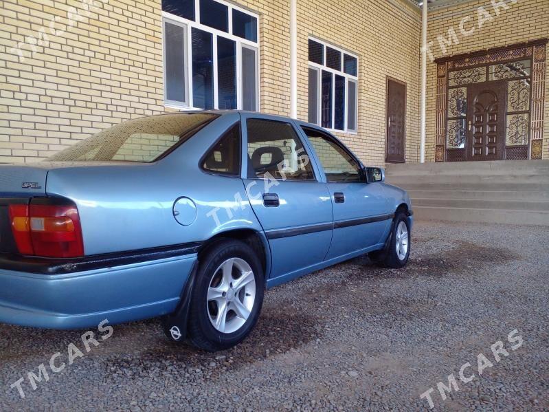 Opel Vectra 1993 - 42 000 TMT - Мары - img 4