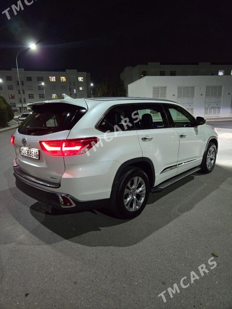 Toyota Highlander 2018 - 395 000 TMT - Ашхабад - img 3