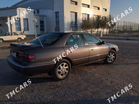 Toyota Camry 1999 - 105 000 TMT - Halaç - img 4