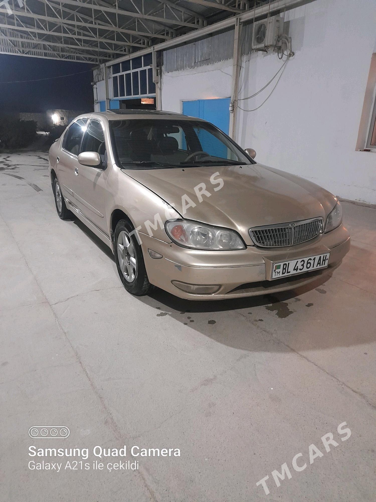 Infiniti I30 2001 - 75 000 TMT - Бахарден - img 3